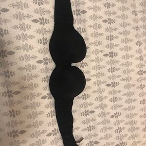 Victoria’s Secret Body by Victoria strapless bra